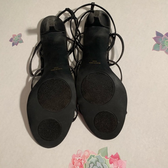 Black Silver and Pearl sandals👡 - Picture 8 of 12